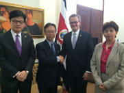 Embajador Shinohara, Embajador Yoshikawa, Canciller González