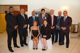 Embajador y los miembros del Comité Ejecutivo del Comité Olímpico Nacional