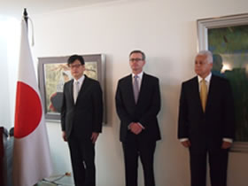 El Embajador de Japón, El Canciller y el Jefe de Protocolo del Ministerio de Relaciones Exteriores y Cultos