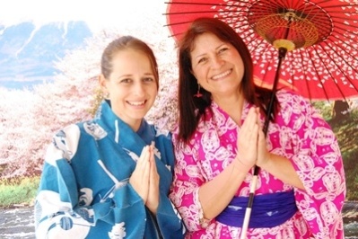 (Puede vestirse de yukata)