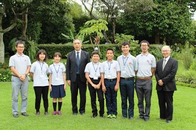 サンホセ日本人学校生徒の皆さんの大使館および大使公邸訪問 在コスタリカ日本国大使館