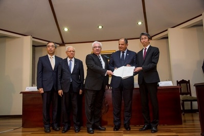 入柿JICA理事,オブレゴンコスタリカ電力公社総裁，ソリス大統領，ファジャス第一副大統領及び伊藤大使