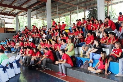 (Estudiantes participantes concentrados)