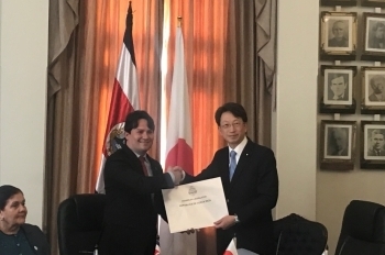 アルセ友好議連代表及び平委員長