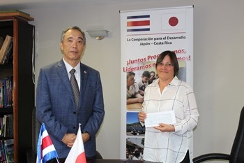 entrega del cheque