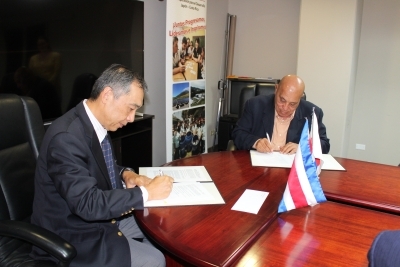 Firma de contrato