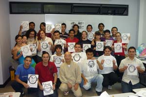 con los estudiantes de la universidad nacional
